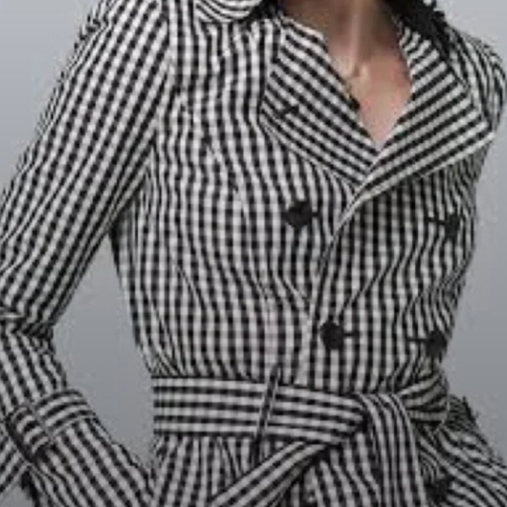 White House Gorgeous Blk/Wht Gingham Trench coat (NEW)